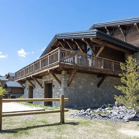 Chalet Luxueux Avec Parking - 12 Pers.